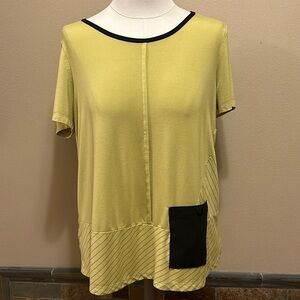 PICADILLY  Soft Chartreuse Green & Black Short Sleeve Top Women’s Medium